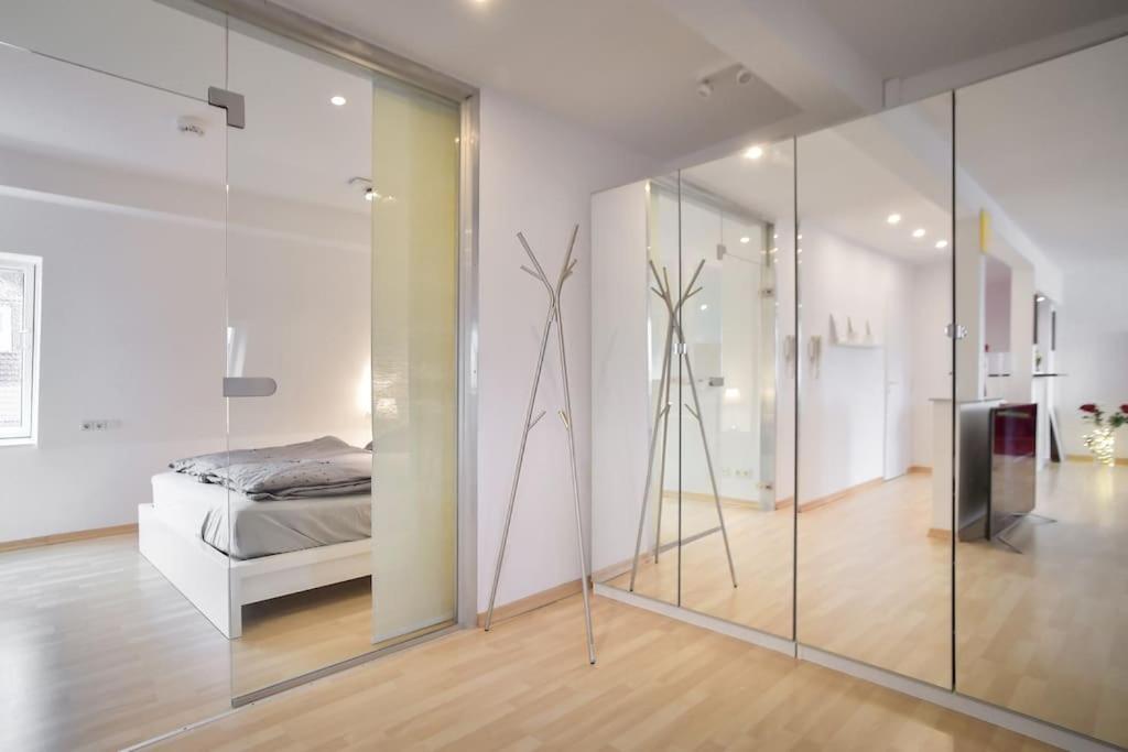 5 Secret Escape Apartment Above สตุตการ์ต ภายนอก รูปภาพ